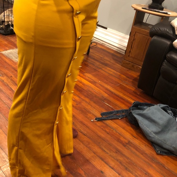 Mustard Yellow dress pants - Picture 2 of 3